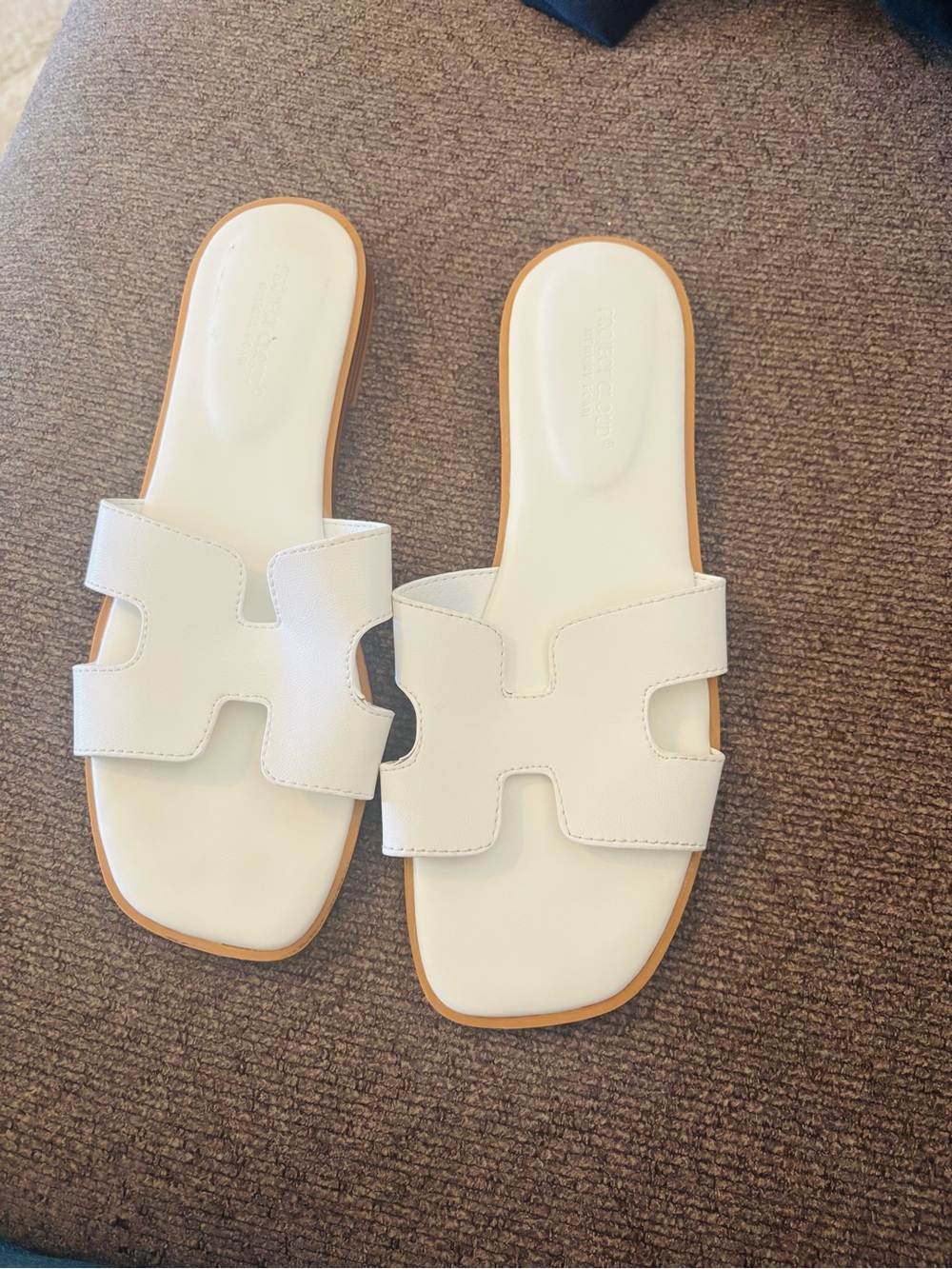 Women's White Slide Sandals with Cutout Strap
